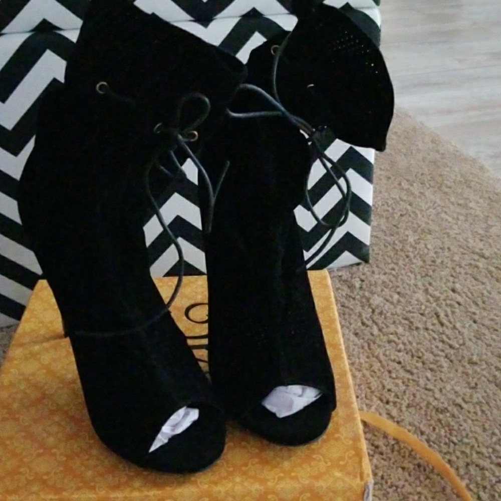 Shoes